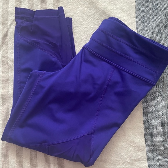 Athleta Sonar Capri - Picture 5 of 6